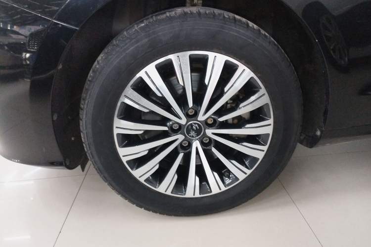 Used Hongqi H7 2018 2.0T Elite Edition
