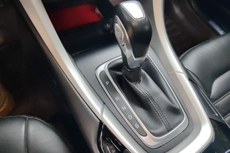 Used Ford Mondeo 2013 2.0L GTDi240 Flagship Edition
