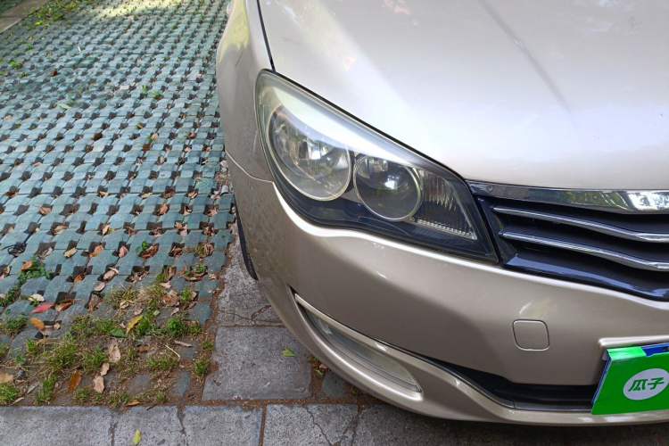 Used Roewe 350 2013 350C 1.5L Manual Swift Edition
