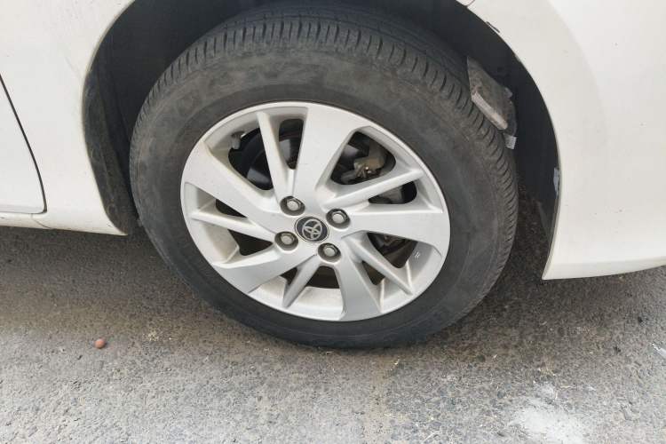 Used Toyota YARiS L Zhi Xuan 2016 Revised Version 1.5G CVT with Dynamic Sunroof