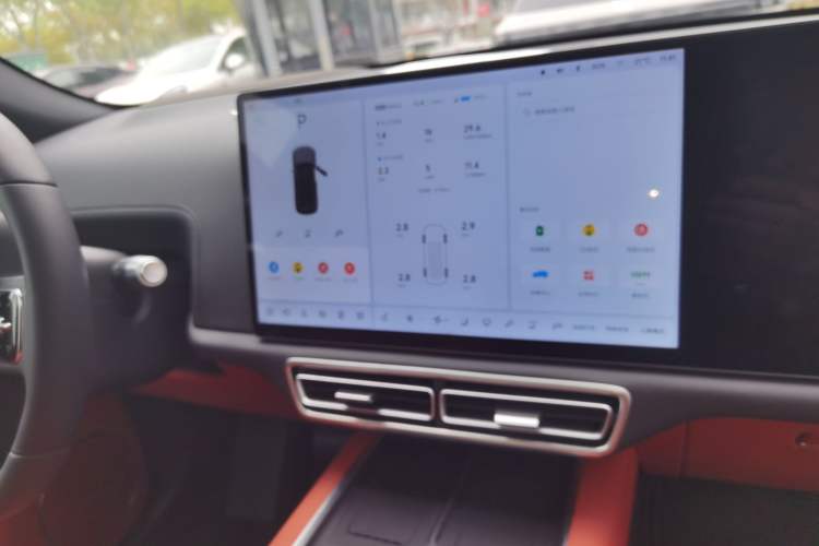 Used Li Auto L7 2025 Max Smart Refresh Edition Audio And AC Panel