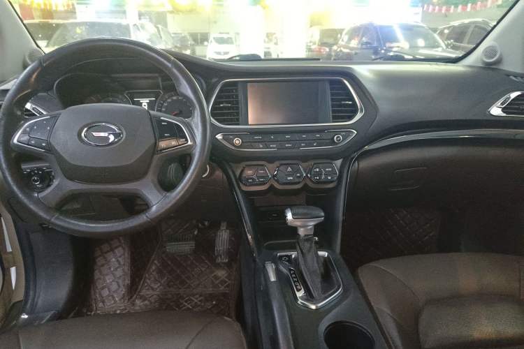 Used GAC Trumpchi GS4 2015 200T G-DCT Luxury Edition
