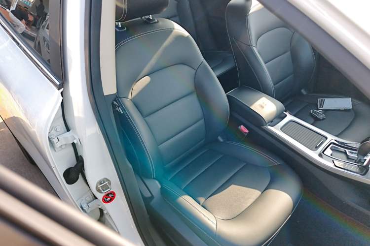 Used Geely Auto Emgrand GS 2019 1.4T CVT Edition Right Front Seat