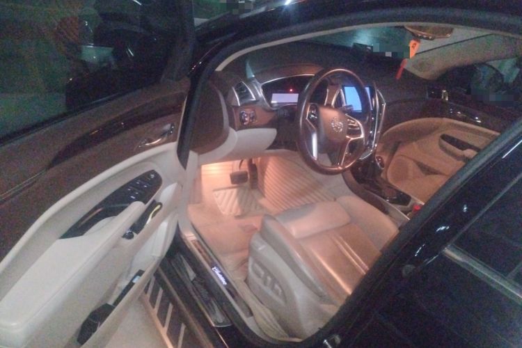 Used Cadillac SRX 2013 3.0L Elite Model Driver Seat