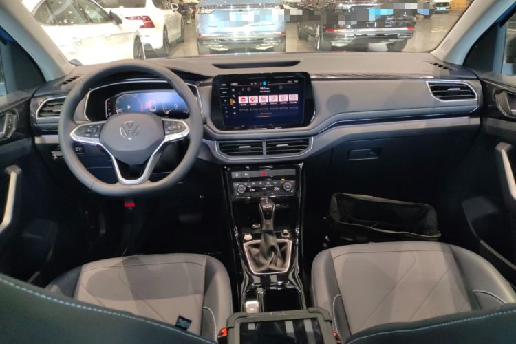 Used Volkswagen Tharu 2025 NewRui 300TSI Prestige Edition
