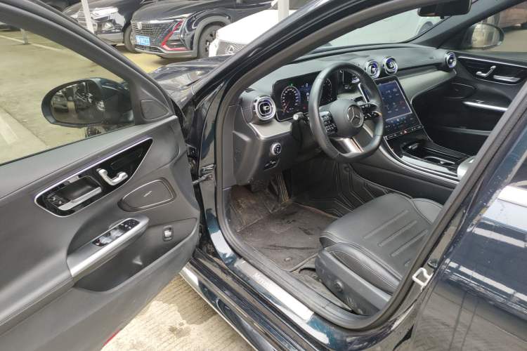 Used Mercedes-Benz C-Class 2023 Second Facelift C 260 L Sport Edition
