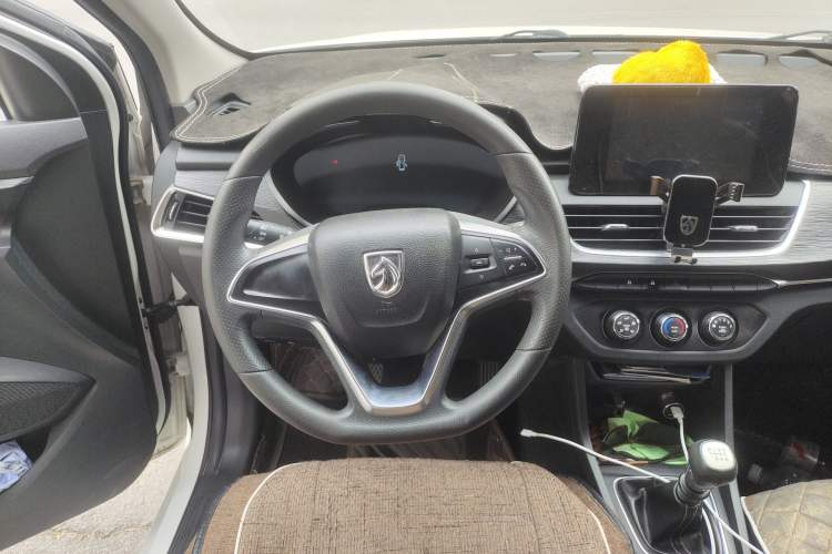 Used Baojun 360 2019 1.5L Manual Elite Version China VI Steering Wheel