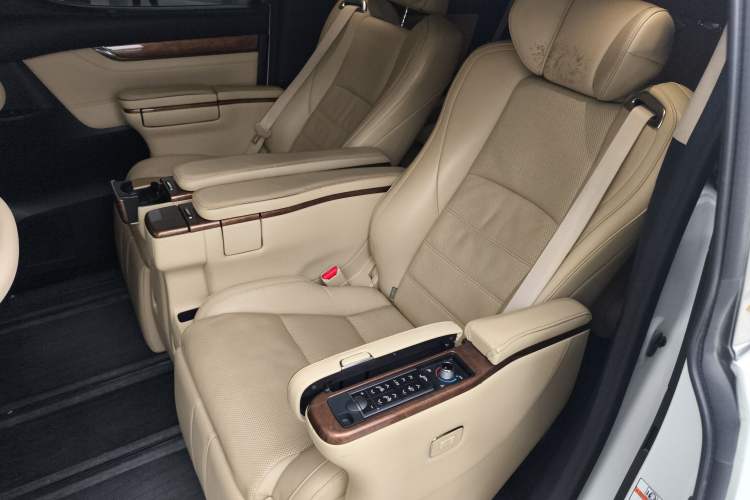 Used Toyota Alphard 2015 3.5L Prestige Edition