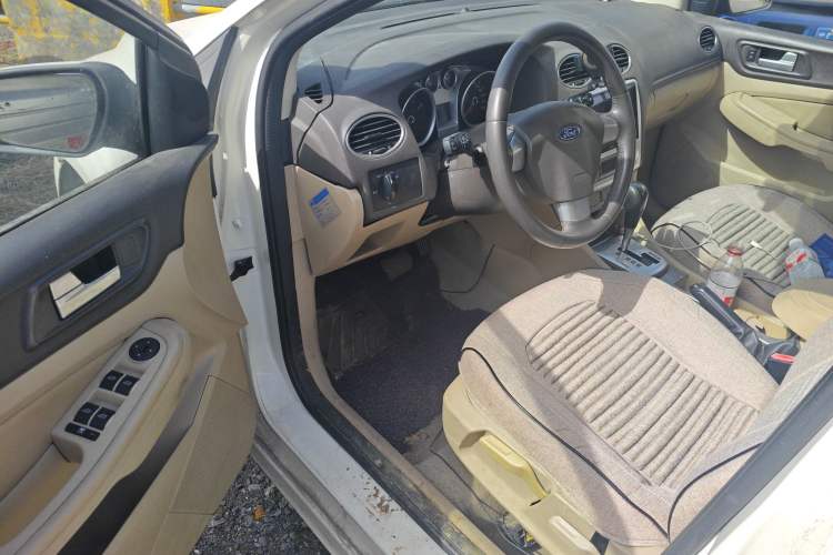 Used Ford Focus 2013 Hatchback Classic 1.8L Automatic Fashion Edition