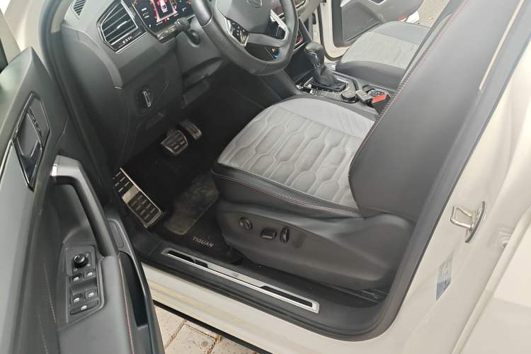 Used Volkswagen Tiguan X 2021 380TSI Four-Wheel Drive Flagship Edition Driver Seat