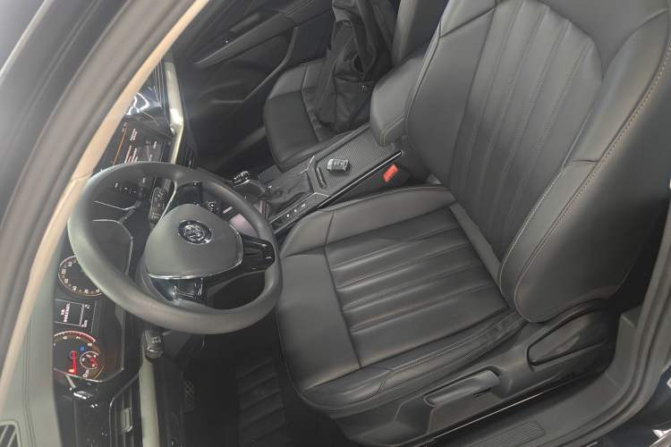 Used Volkswagen Passat 2020 280TSI Business Edition China VI Standard
