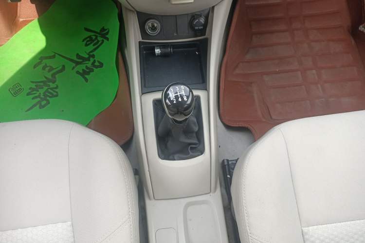 Used CHANGAN Alsvin V5 2012 1.5L Manual Dream Edition Gear Lever