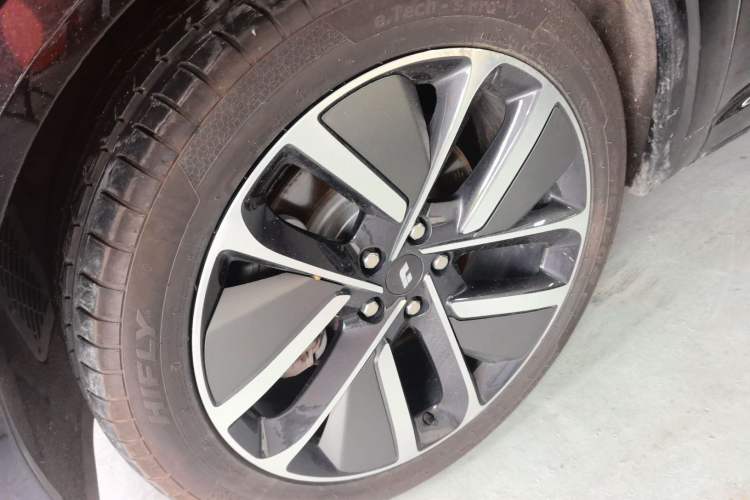 Used Li Auto L9 2024 Ultra Model Left Front Wheel Hub