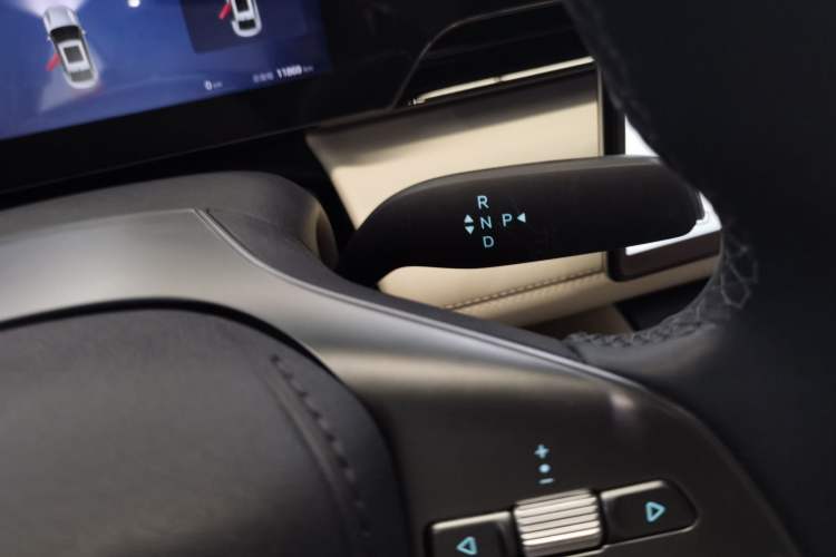 Used BYD Qin L 2025 EV 545KM Excellence Edition Gear Lever