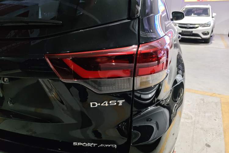 Used Toyota Highlander 2018 2.0T Four-Wheel Drive Knight Edition 7 Seats China VI Standard