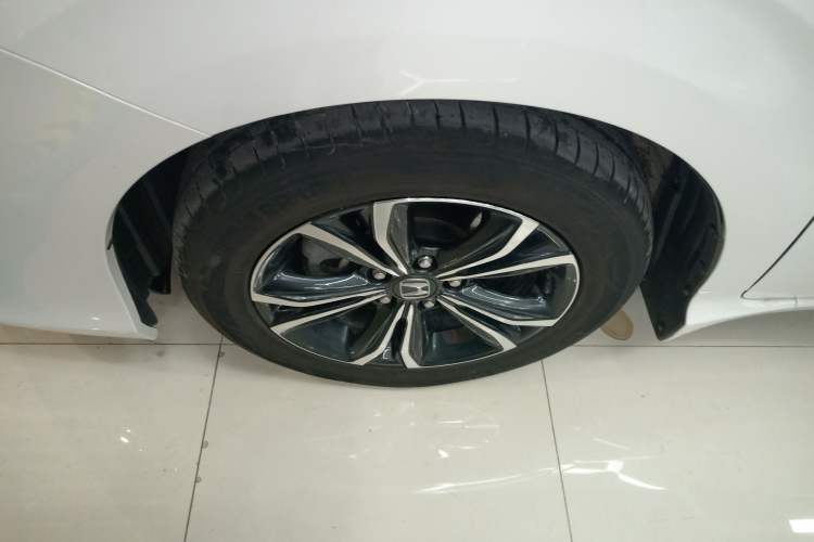 Used Honda Envix 2022 180TURBO CVT Comfort Version