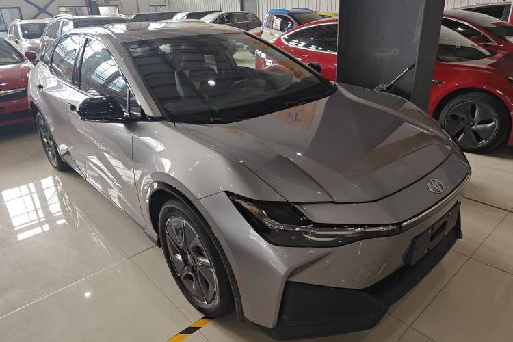 Used Toyota bZ3 2024 517 km Elite PRO