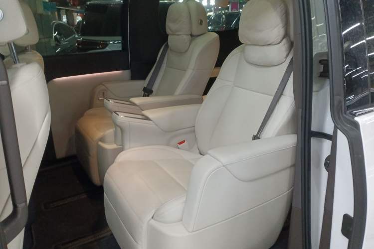 Used Li Auto MEGA 2024 Ultra Model