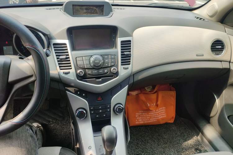 Used Chevrolet Cruze 2013 1.8L SE AT