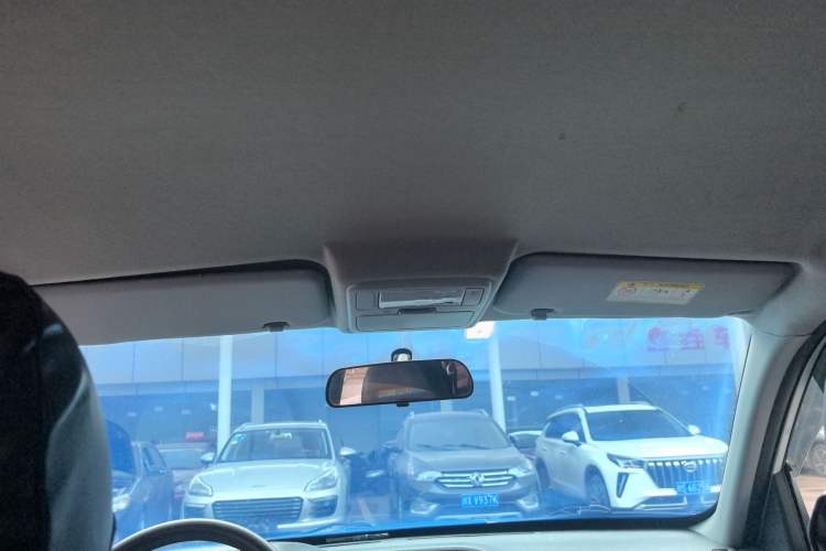 Used Chery Tiggo 3 2020 Million Global Edition 1.5L Manual Fashion Model