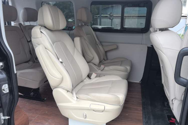 Used Iveco Eurocargo 2021 3.0T Automatic Super-Rui Short Wheelbase Low-Roof Manual-Door F1C
