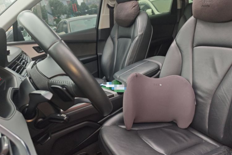 Used Audi Q7 2018 40 TFSI Comfort Model
