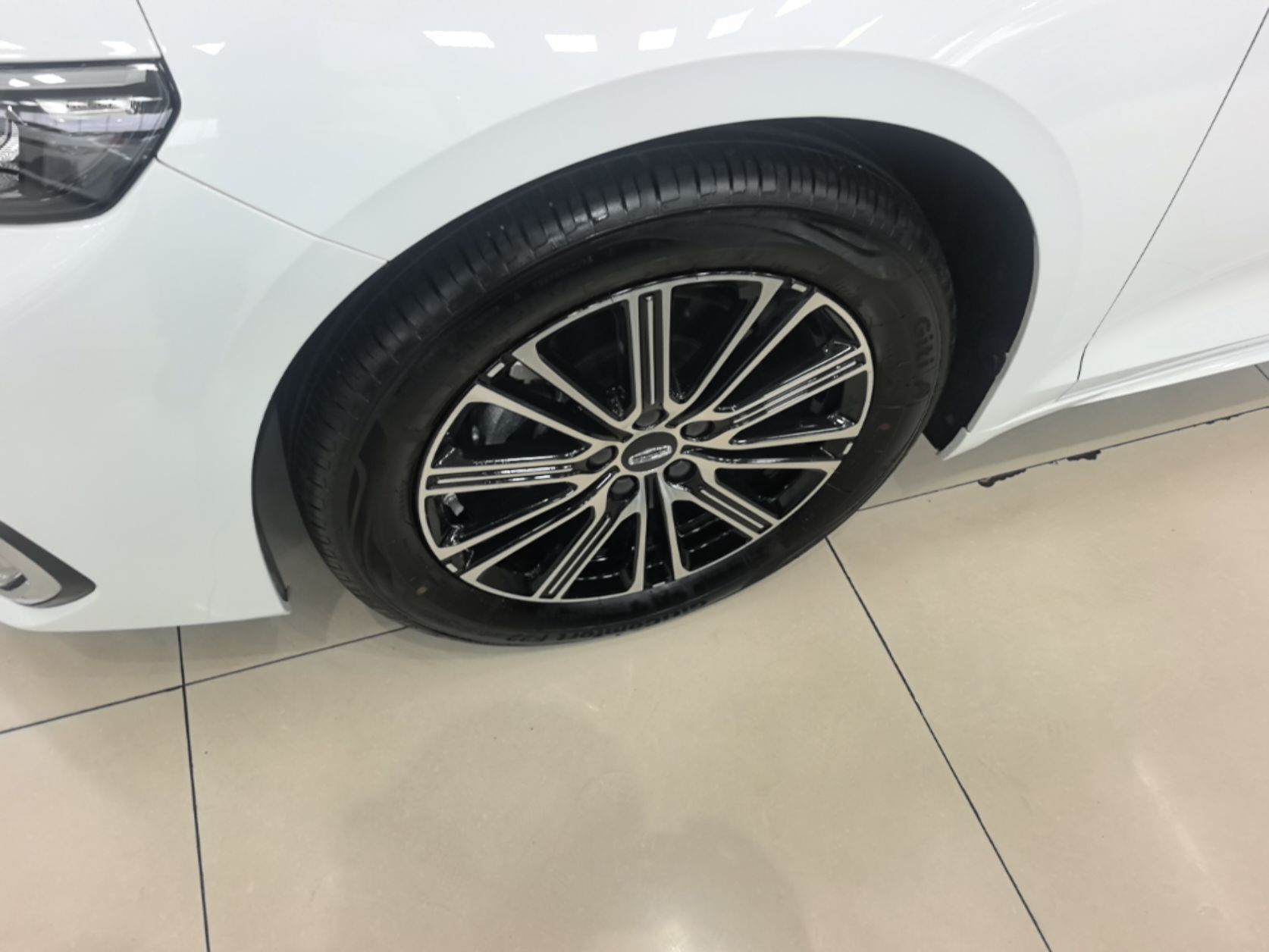 Geely Auto Preface 2026 Model Oriental Yao 1.5TD Fuyao Edition — снимка 10