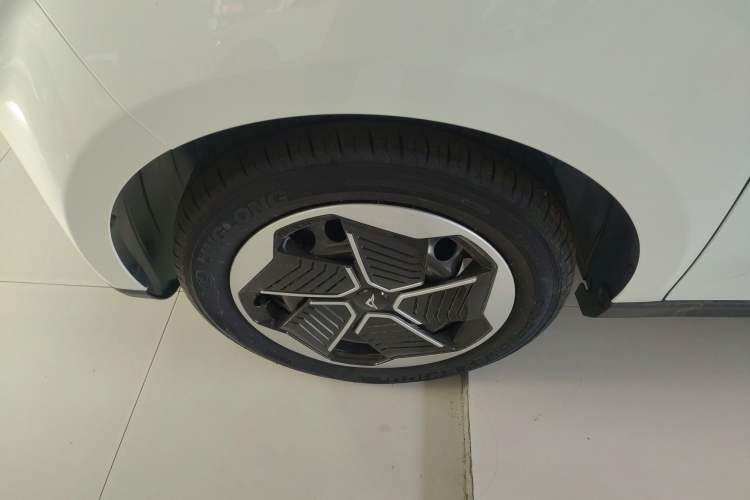 Used Cowin October 2026 Model Mate 305km Guoxuan Surfing Waves Edition