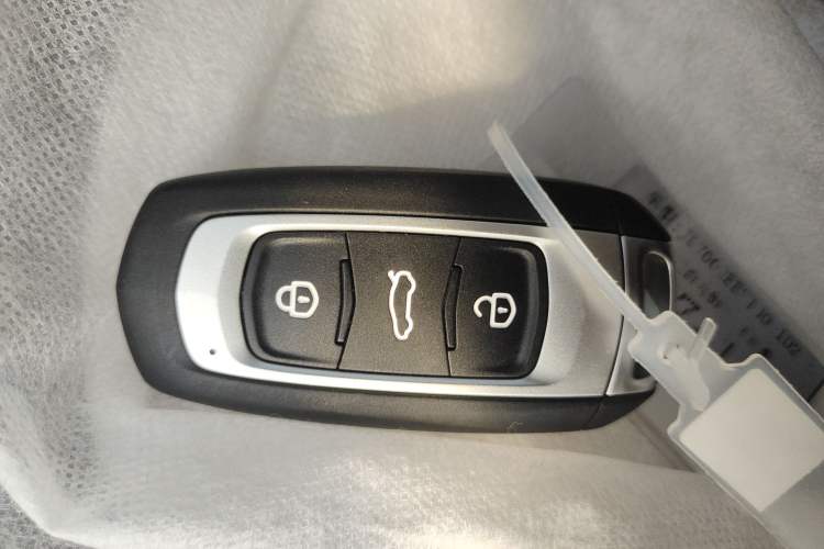 Used Geely Galaxy Panda 2025 210 km – Yuanqi Bear