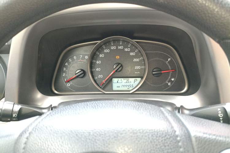 Used Toyota RAV4 2016 2.0L CVT Two-Wheel Drive Fashion Edition China V Standard
