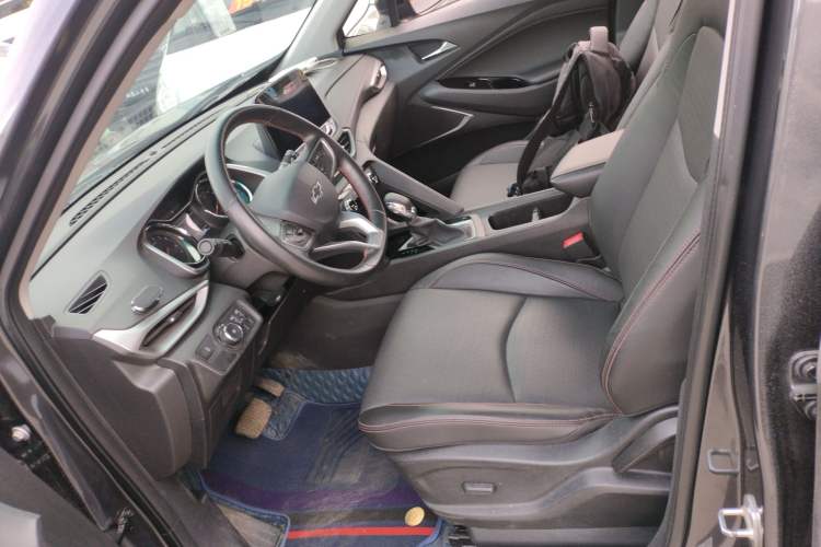 Used Chevrolet Orlando 2020 Light Hybrid Redline 530T Automatic Enjoyment Edition (5+2 Models) Left Front Seat