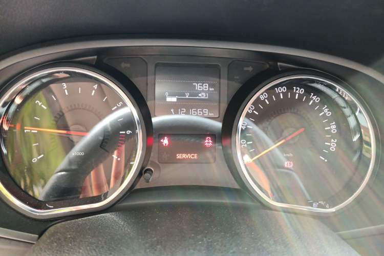 Used Citroen C3-XR 2015 1.6L Manual Pioneer Model Odometer Close Up