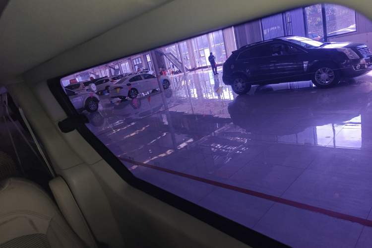 Used SAIC MAXUS G10 2018 PLUS 2.0T Automatic Smart Edition Interior 8