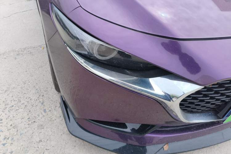 Used Mazda 3 Axela 2020 2.0L Automatic Zhiya Edition Right Front Headlight