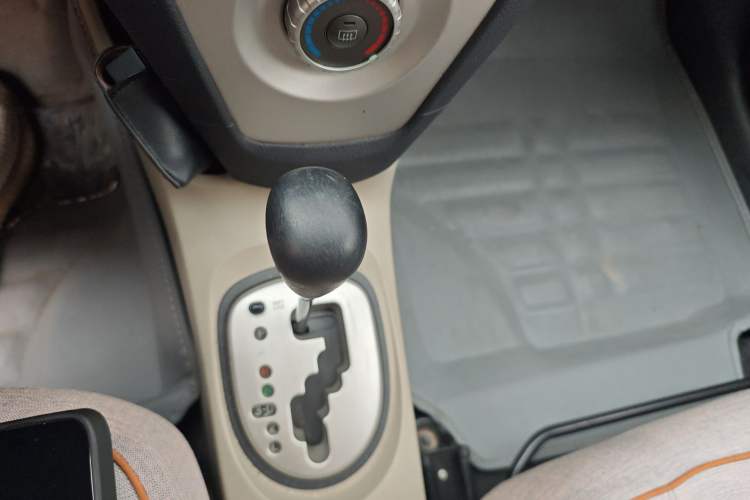 Used Toyota Vios 2008 1.6L GL-i AT Gear Lever