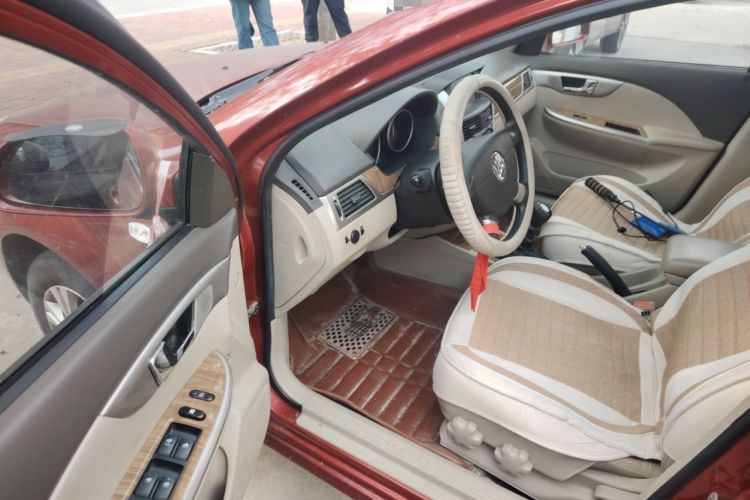 Used Buick Excelle 2015 1.5L Manual Classic Trim