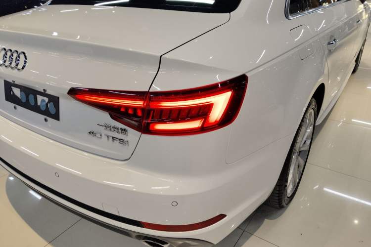 Used Audi A4L 2018 30th Anniversary Edition 40 TFSI Fashion Model