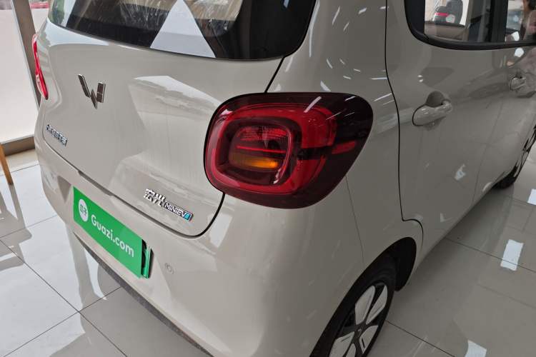 Used Wuling Hongguang MINIEV 2025 Four-Door Version Advanced Edition
