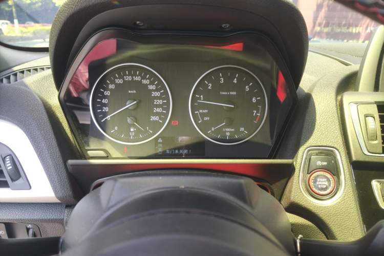 Used BMW 2 Series 2015 220i Convertible Coupe Leading Model