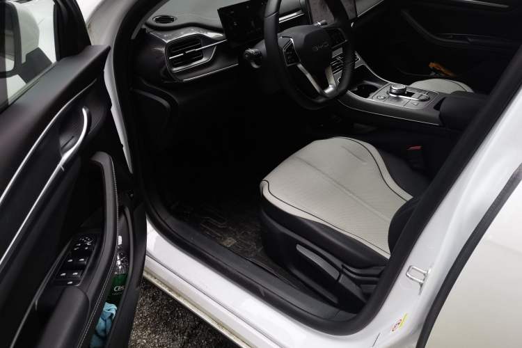 Used BYD Destroyer 05 2023 Champion Edition DM-i 55KM Luxury Model
