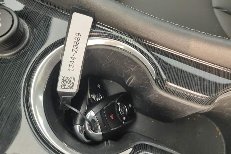 Used Buick Envision 2016 20T Two-Wheel-Drive Elite Model Interior 1