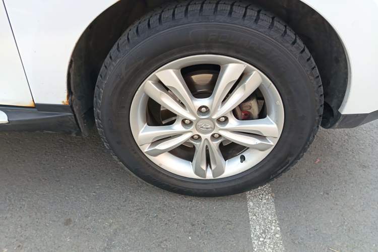 Used Hyundai ix35 2012 2.0L Automatic Two-Wheel Drive Elite Edition GLS
