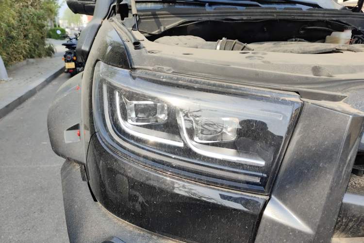 Used Great Wall Poer 2022 2.0T Black Bullet Special Edition GW4C20B Right Front Headlight