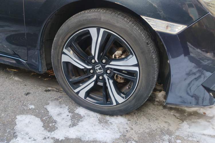 Used Honda Civic 2016 220TURBO CVT Prestige Edition
