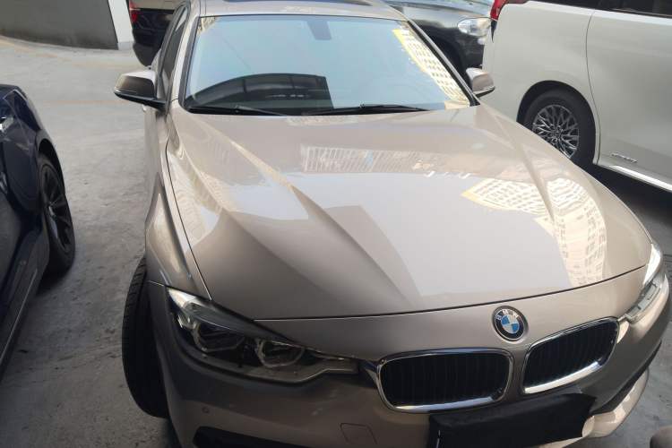 Used BMW 3 Series 2016 320i Fashion Model