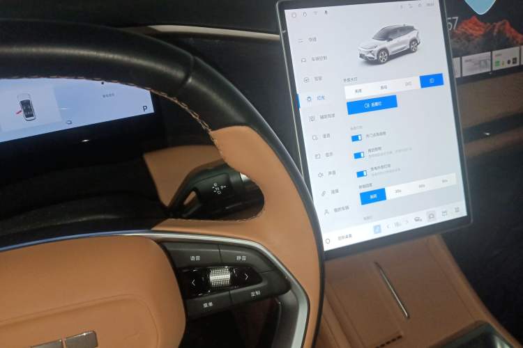 Used Geely Galaxy L7 2025 EM-i 115km Exploration+ Edition