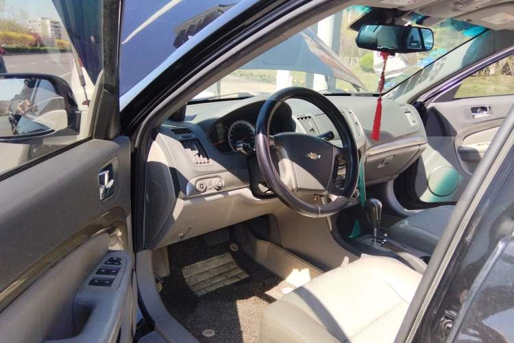 Used Chevrolet Epica 2013 1.8 SE Comfort Edition AT Driver Seat