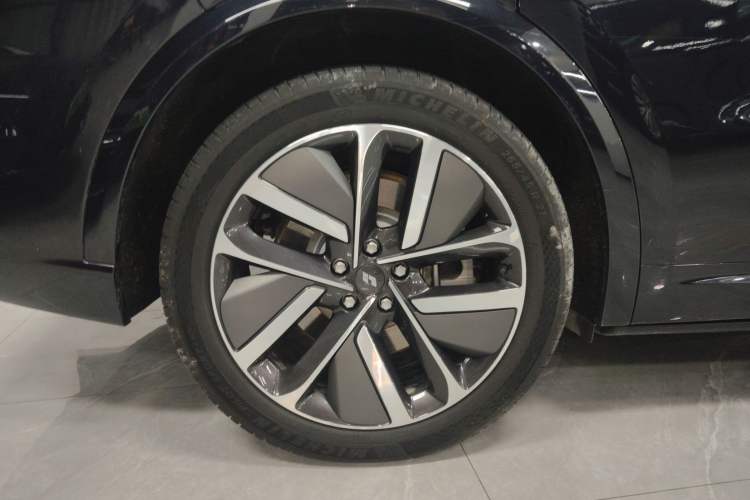 Used Li Auto L9 2023 Pro Model
