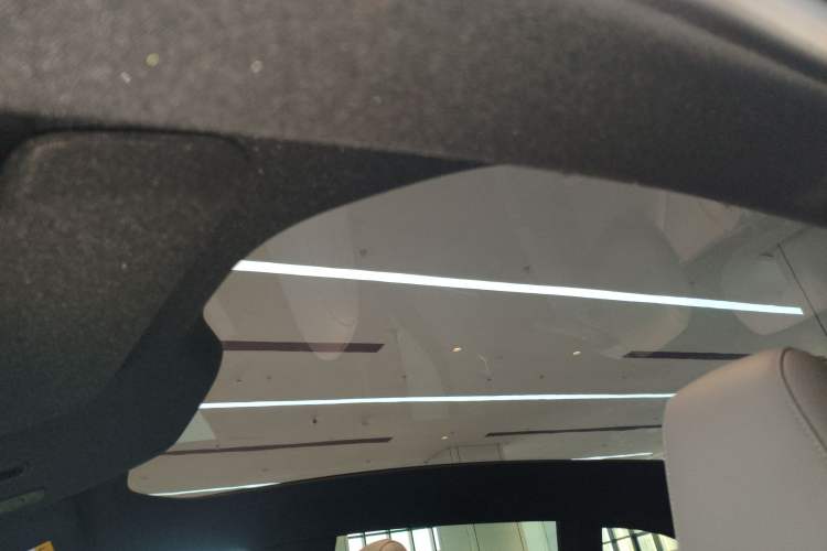 Used Nio ET5T 2023 75 kWh Touring Headliner