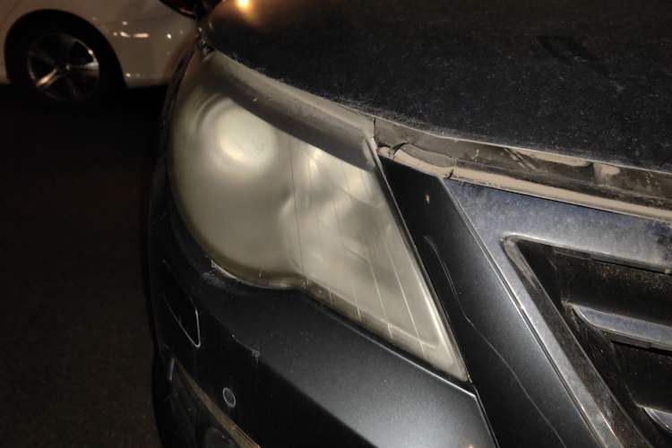 Used Volkswagen FAW-Volkswagen CC 2010 2.0 TSI Luxury Model Right Front Headlight